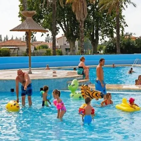 Camping Mobil N 1 Confort St Cyprien 66 Saint-Cyprien (Pyrenees-Orientales)