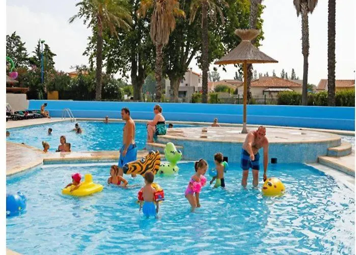 Parque de Campismo Mobil N 1 Confort St Cyprien 66