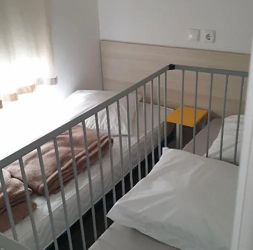 Mobil N 1 Confort St Cyprien 66 * Saint-Cyprien (Pyrenees-Orientales)